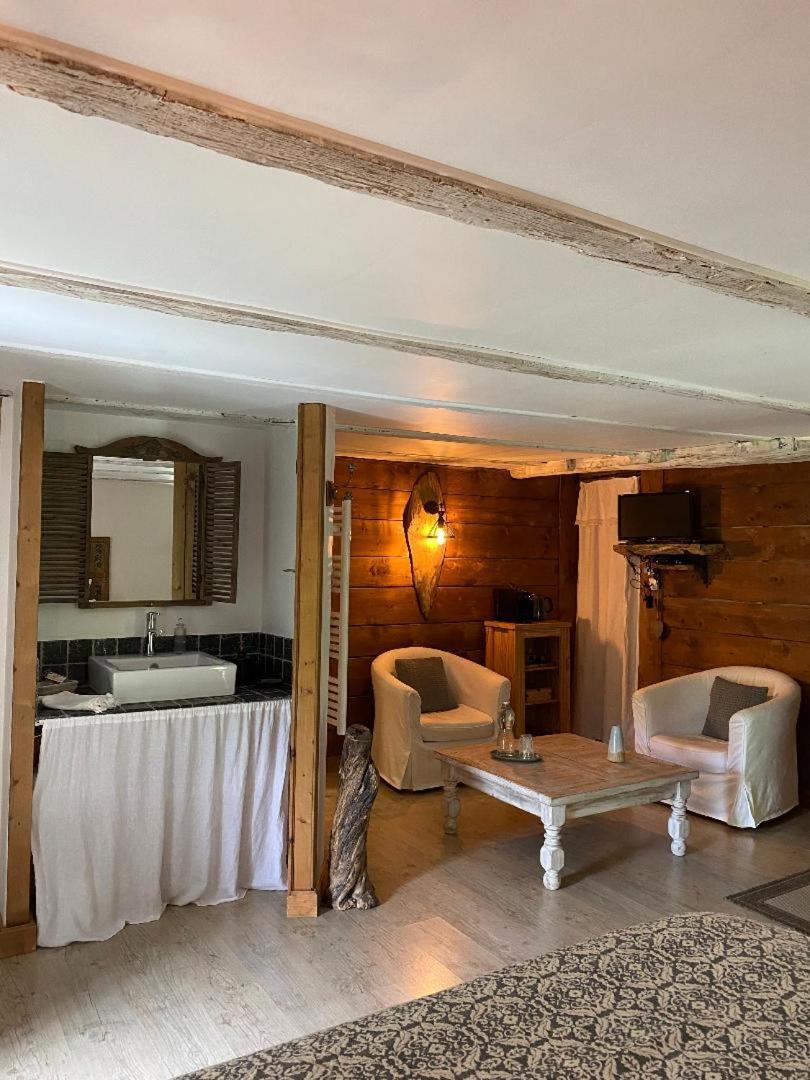 La Perle De La Lauziere, Chambres D Hotes Argentine ภายนอก รูปภาพ